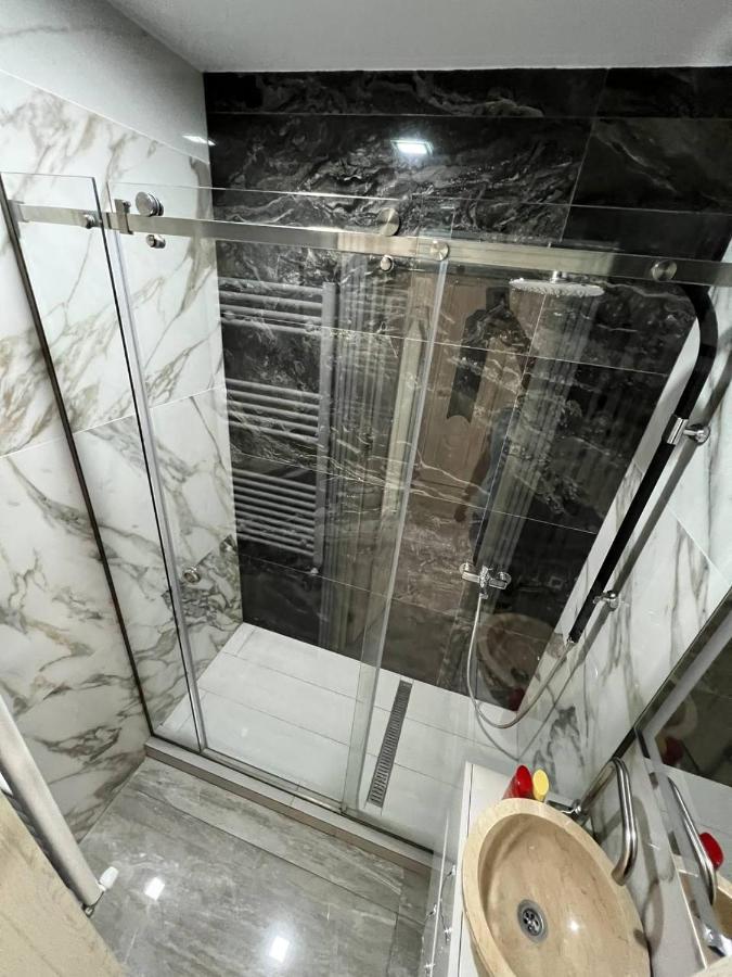 キシナウLuxrentアパートメント エクステリア 写真